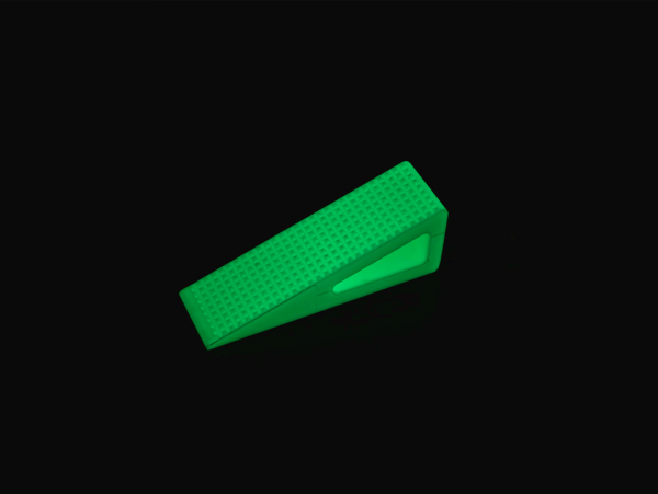 Phosphors Door Wedge – High-Grip Non-Magnetic EDC Tool