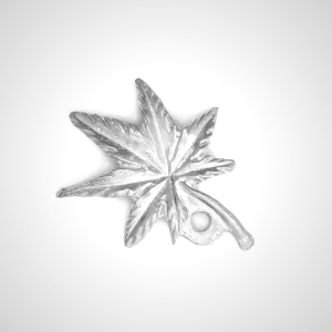 Maple Incense Holder by Sumitani Saburo Shoten | Japanese Craft Design