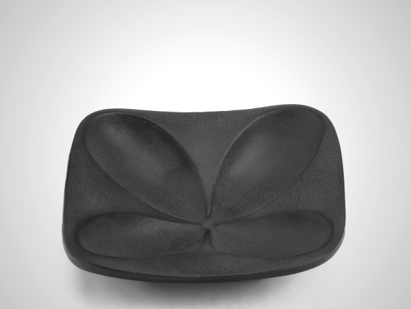 Nambu Tekki Cast Iron Tray - Clover Design by Tadahiro Baba